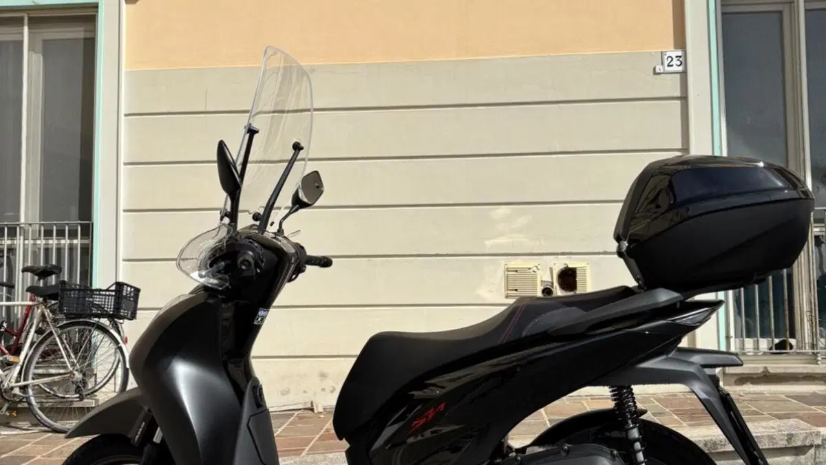 Honda SH 125i Sport (2024 - 25)  (3)