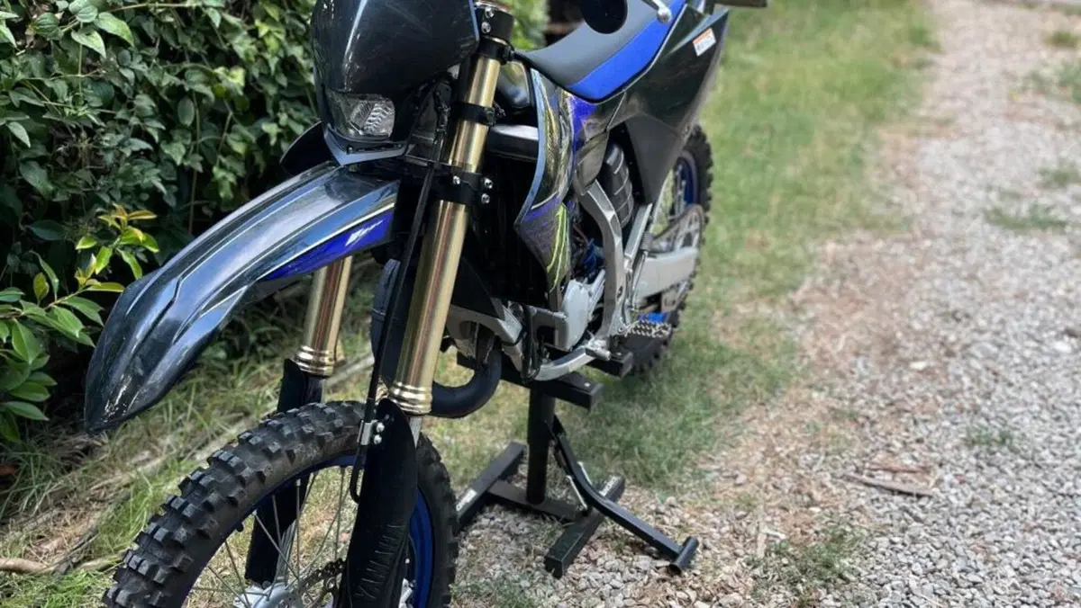 Yamaha YZ 125 (2023)  (5)