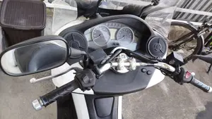 Honda Forza 250 X (2008 - 11)  (4)