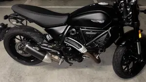 Ducati Scrambler 800 Icon Dark (2025 - 26)  (2)