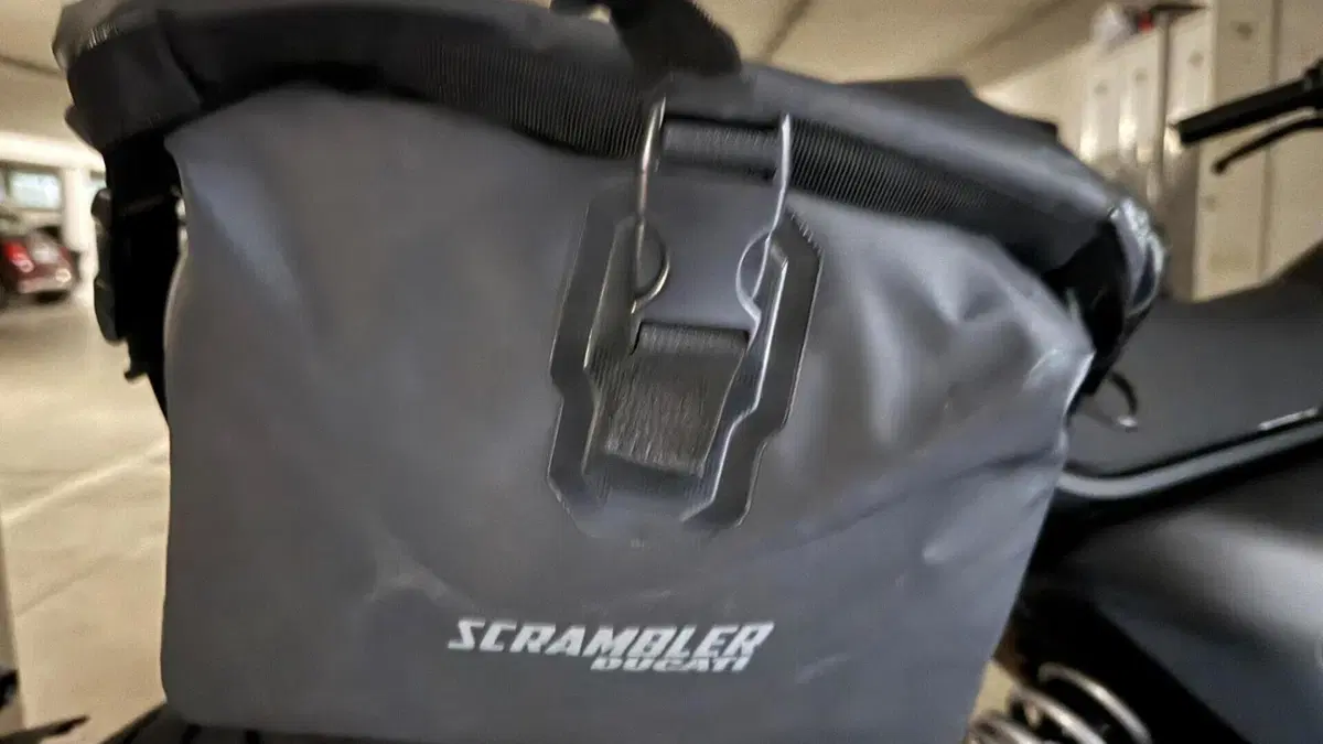 Ducati Scrambler 800 Icon Dark (2025 - 26)  (6)