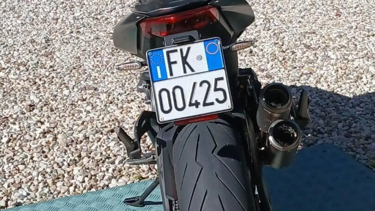 Ducati Monster 937 (2021 - 25)  (5)