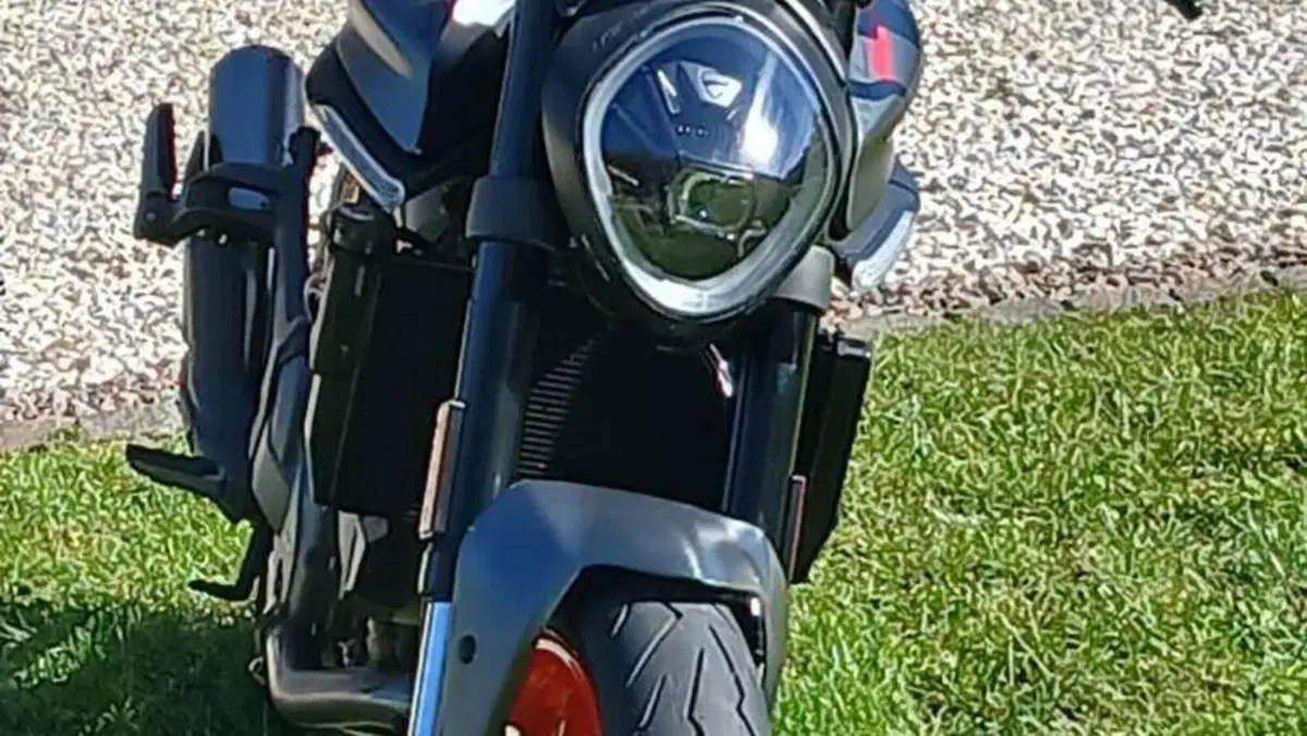 Ducati Monster 937 (2021 - 25)  (12)