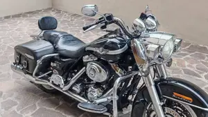 Harley-Davidson 1450 Road King Classic (2003 - 05) - FLHRCI 