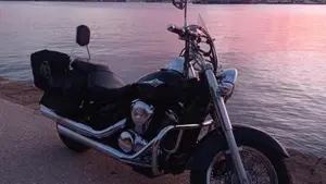 Kawasaki Vulcan VN 900 Classic (2006 - 10) 