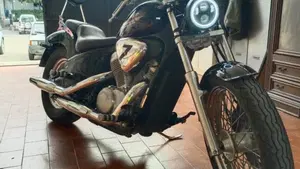 Honda VT 600 C Shadow (1989 - 02)  (3)