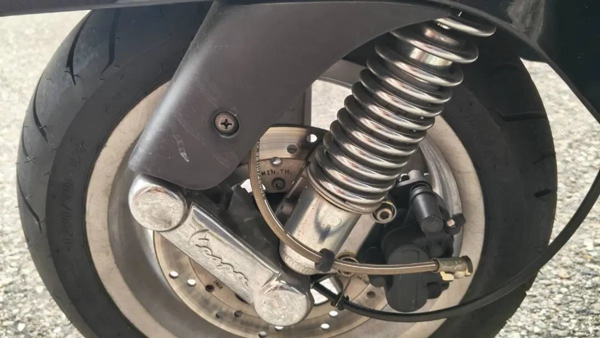 Vespa GTS 250 i.e.  (15)