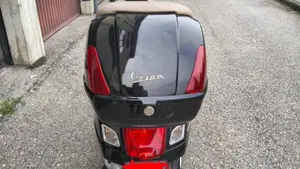 Vespa GTS 250 i.e.  (6)