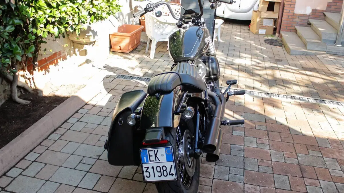 Harley-Davidson 107 Street Bob (2018 - 20) - FXBB  (6)