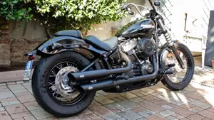 Harley-Davidson 107 Street Bob (2018 - 20) - FXBB  (3)