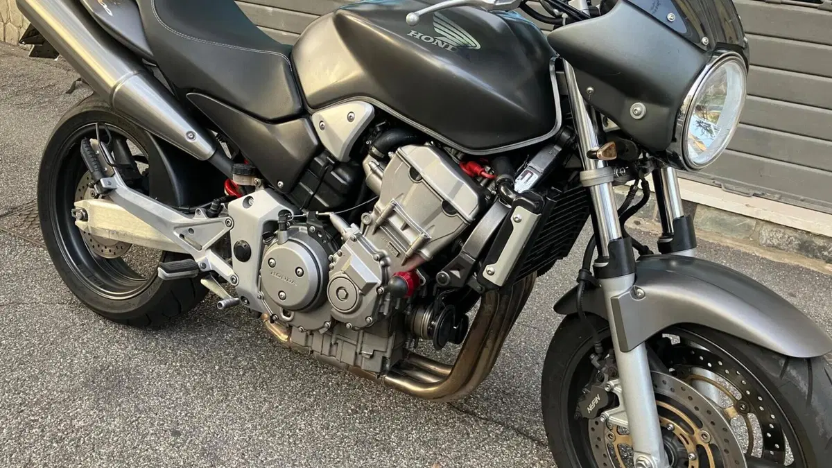 Honda Hornet 900 