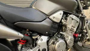 Honda Hornet 900  (14)