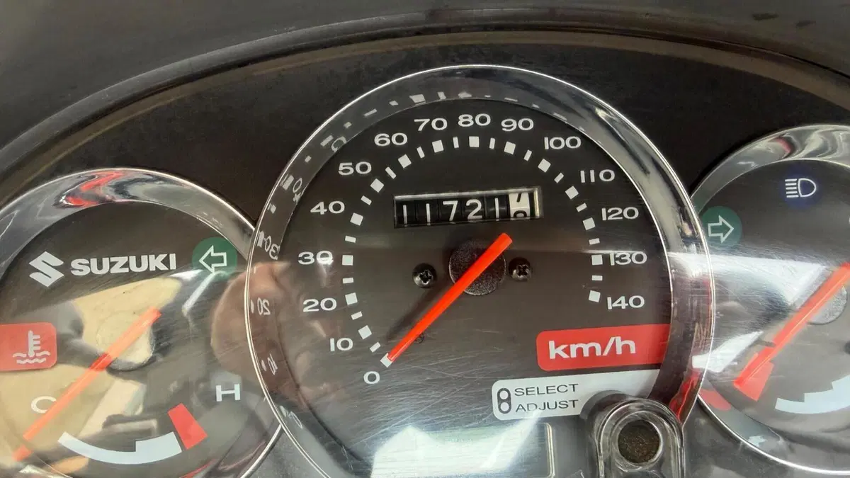 Suzuki Burgman UH 150 (2002 - 06)  (6)