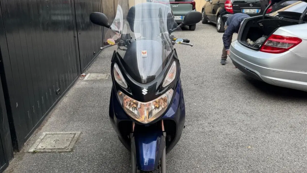 Suzuki Burgman UH 150 (2002 - 06)  (9)