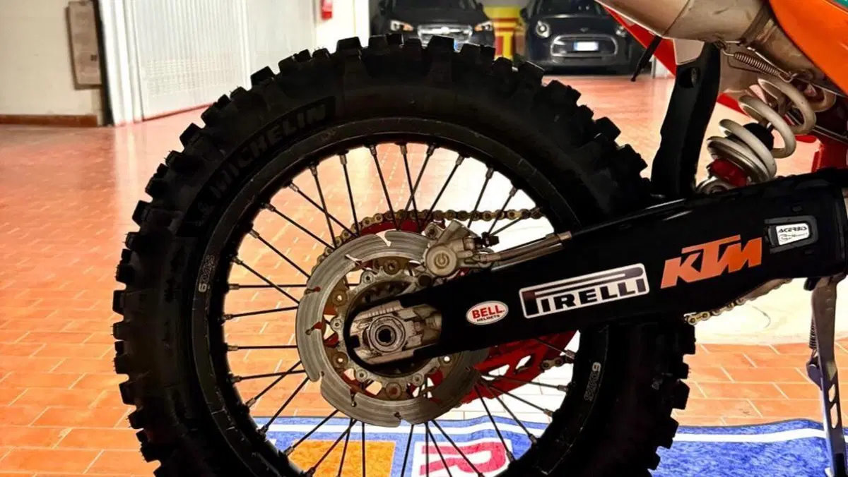 KTM 450 EXC-F Six Days (2024)  (10)