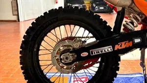 KTM 450 EXC-F Six Days (2024)  (10)