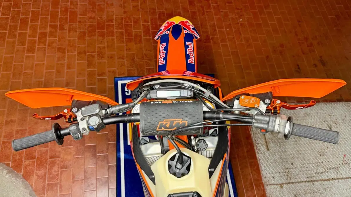 KTM 450 EXC-F Six Days (2024)  (12)
