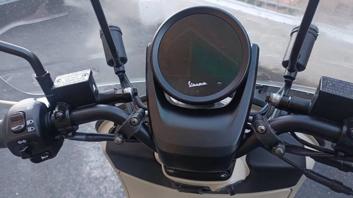 Vespa GTV 310 (2025 - 26)  (3)