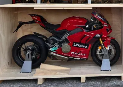 Ducati Panigale V4 Bagnaia 2022 World Champion Replica (2023) - Annuncio 10132532
