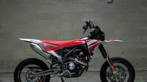Fantic Motor XMF 125 Motard Performance 4T (2023 - 24) 