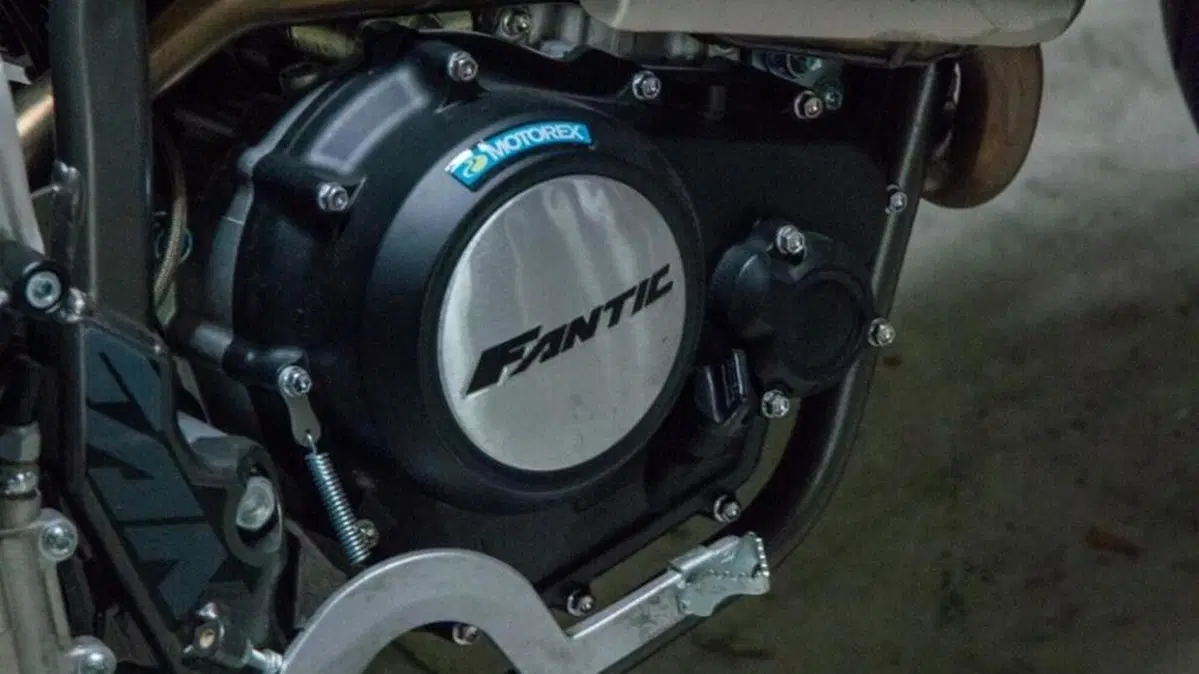 Fantic Motor XMF 125 Motard Performance 4T (2023 - 24)  (5)