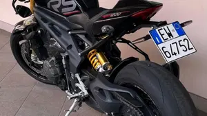 Triumph Speed Triple 1200 RS (2021 - 24)  (9)