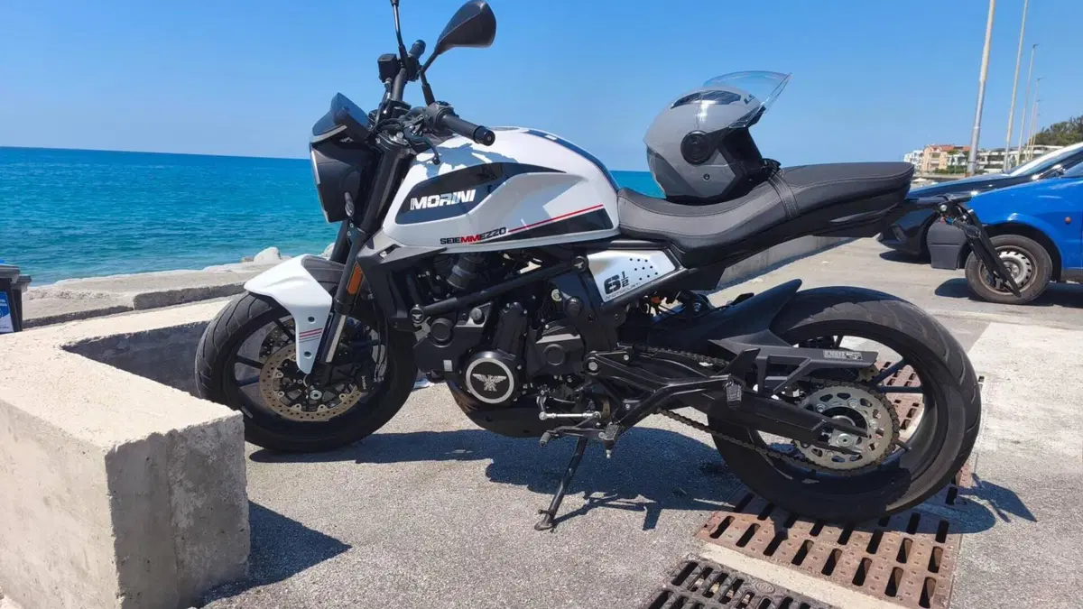 Moto Morini SEIEMMEZZO STR (2022 - 26) 