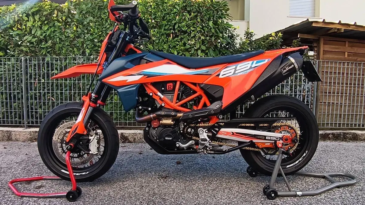 KTM 690 SMC R (2023 - 25) 