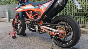 KTM 690 SMC R (2023 - 25)  (5)