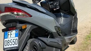 Suzuki Burgman 400 (2022 - 24)  (5)