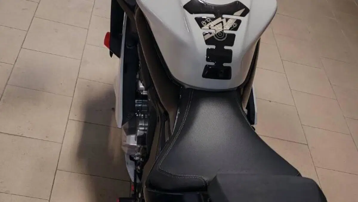 CFMOTO 675SR-R (2025 - 26)  (5)