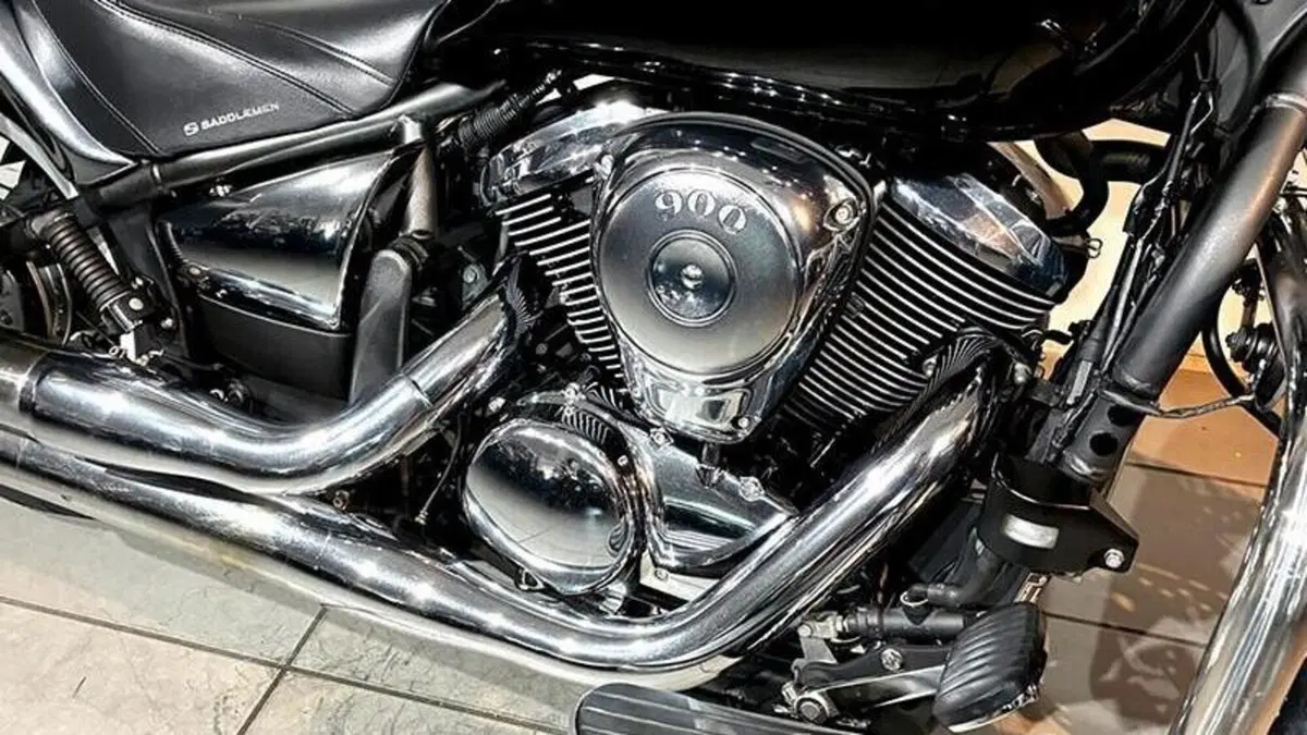 Kawasaki Vulcan VN 900 Classic (2006 - 10)  (3)