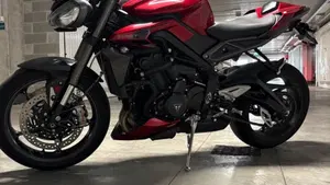 Triumph Street Triple 765 RS (2023 - 26)  (3)
