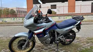 Honda Transalp XL 600V (1997 - 99)  (2)