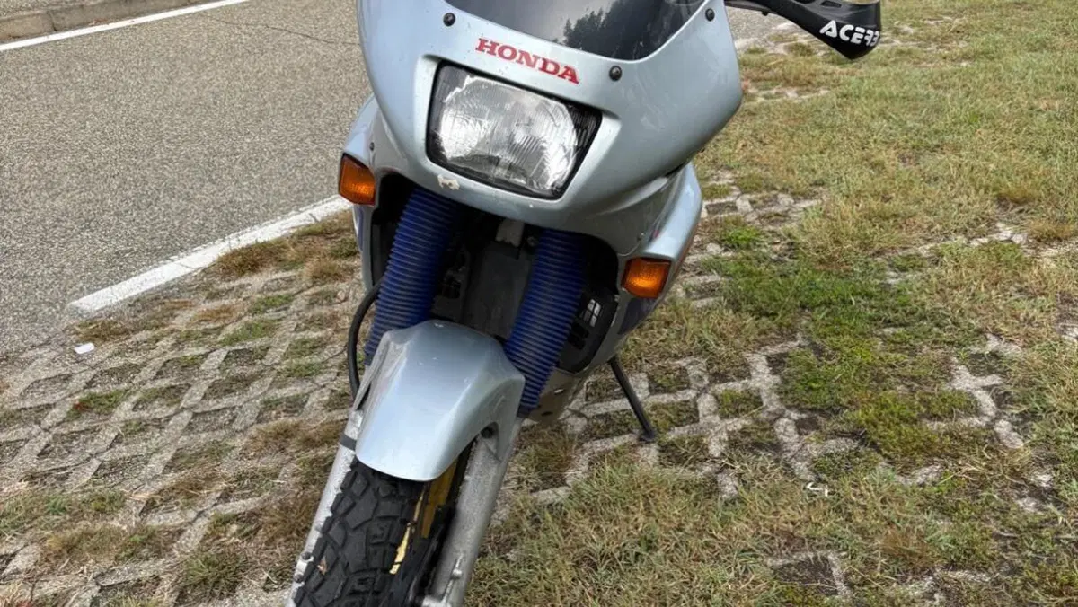 Honda Transalp XL 600V (1997 - 99)  (3)
