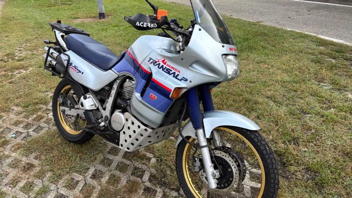 Honda Transalp XL 600V (1997 - 99)  (4)