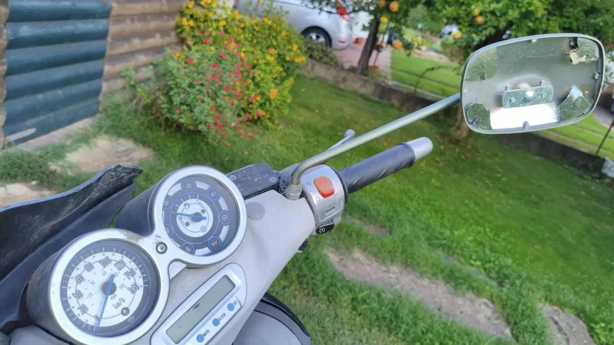 Piaggio Beverly 200 (2002 - 03) 
