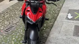 Ducati Streetfighter V4 1100 (2020)  (3)