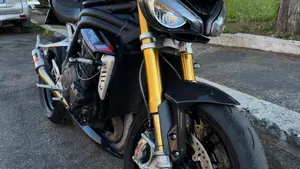 Triumph Speed Triple 1200 RS (2021 - 24)  (3)