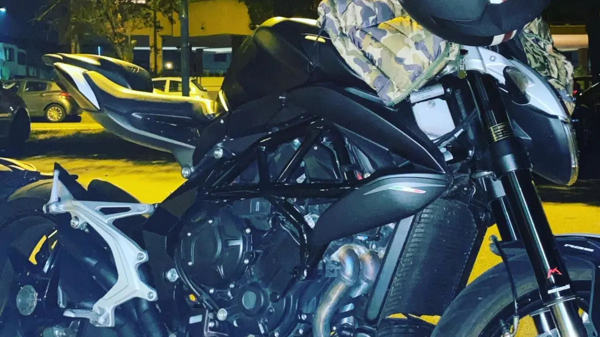 MV Agusta Brutale 800 EAS ABS (2016 - 19)  (5)