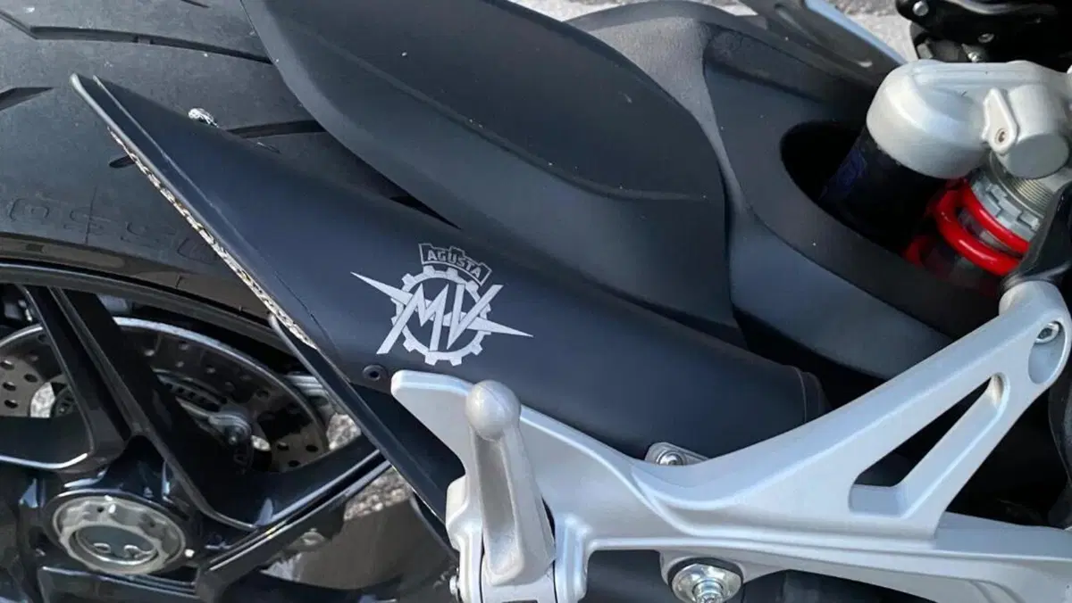 MV Agusta Brutale 800 EAS ABS (2016 - 19)  (10)