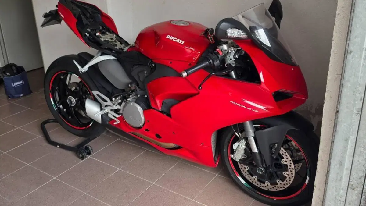 Ducati Panigale V2 955 (2020) 