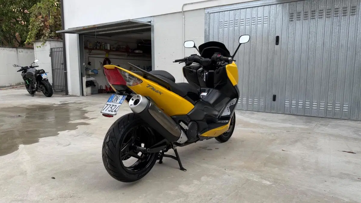 Yamaha T-Max 500 (2008 - 12)  (3)