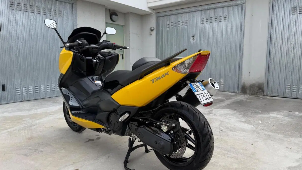 Yamaha T-Max 500 (2008 - 12)  (4)