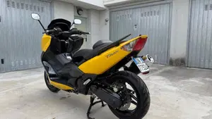 Yamaha T-Max 500 (2008 - 12)  (4)