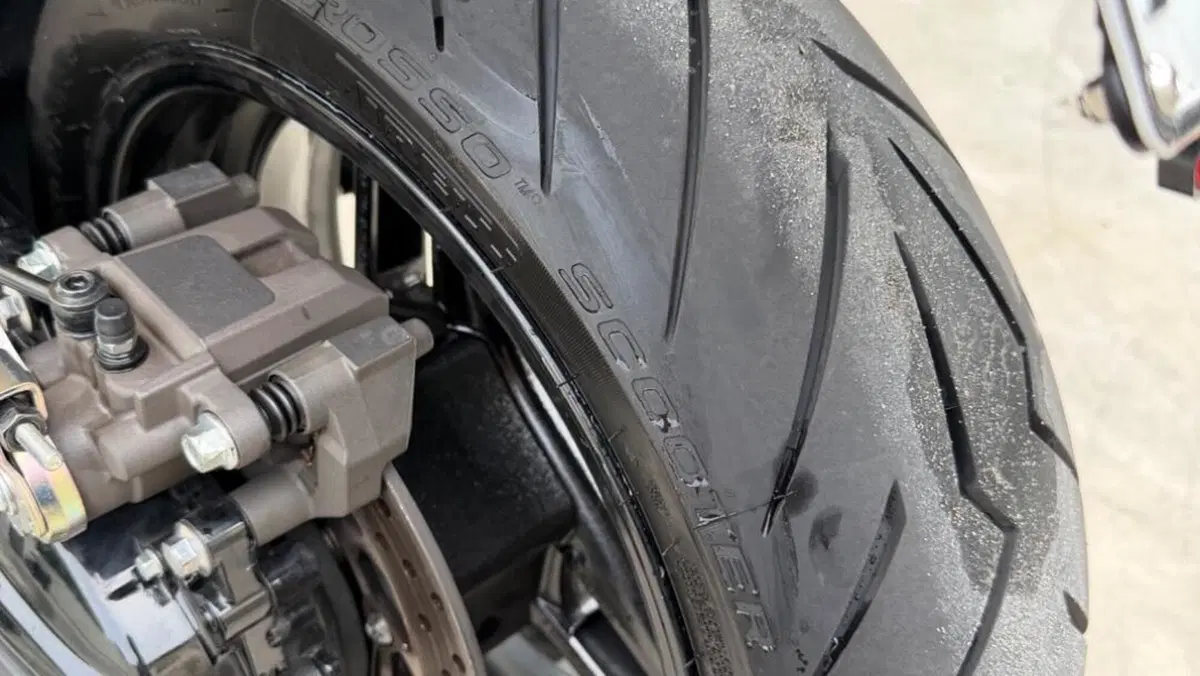 Yamaha T-Max 500 (2008 - 12)  (7)