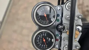 Suzuki GS 500 (2001 - 06)  (4)