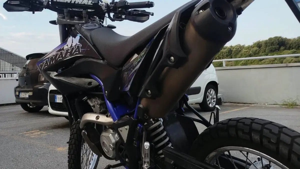 Yamaha WR 125 R (2009 - 12)  (3)
