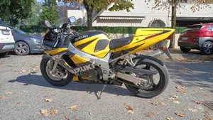 Suzuki GSX R 600 (2001 - 03)  (5)