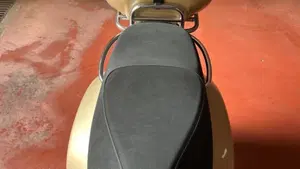 Vespa GTS 300 Hpe (2019)  (7)